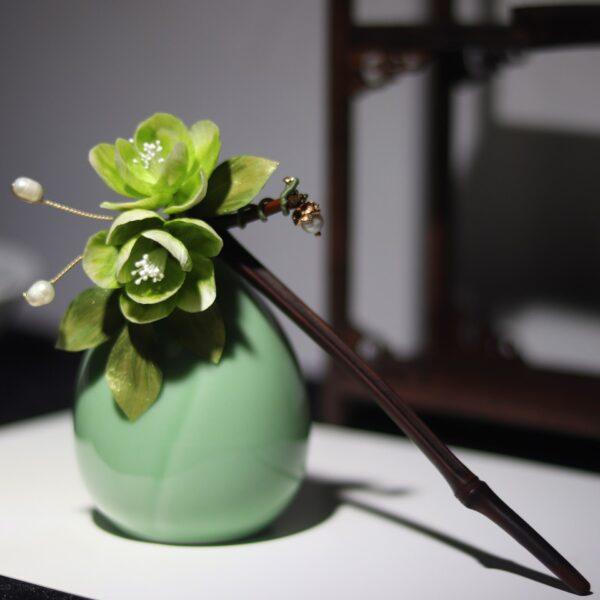 nice green velvet Magnolia flowers shape bamboo hairpin, hair stick