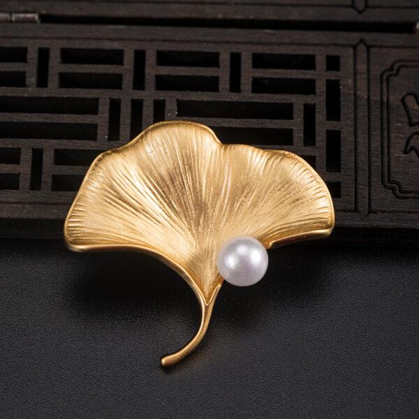 nice goldenginkgo leaf shape s925 sterling silver brooch, silver pin